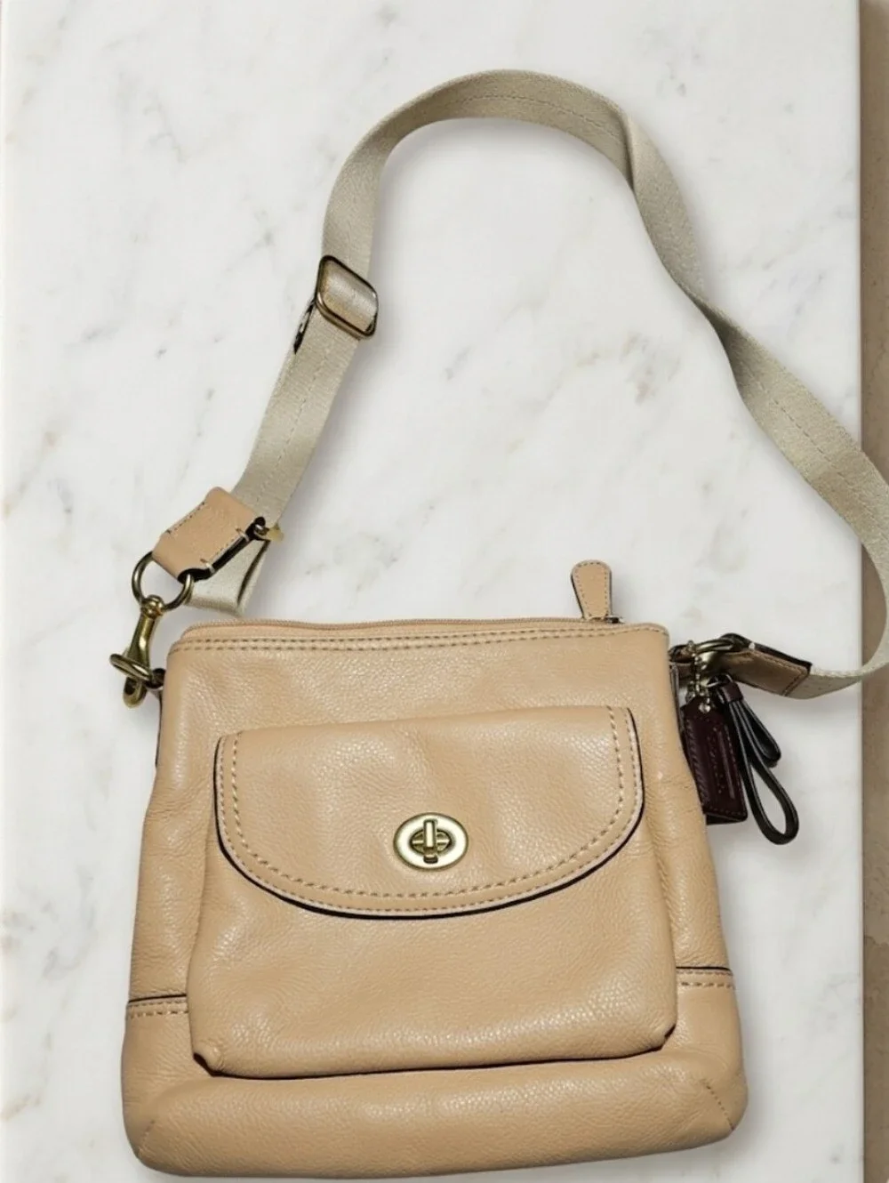 Coach Park British Tan Pebbled Leather Turnlock Swingpack Crossbody F49170